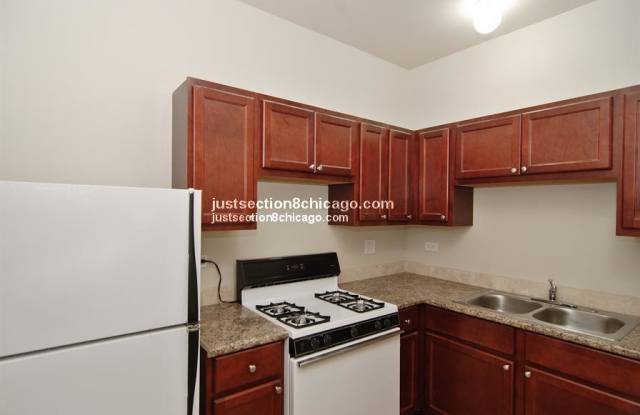 3254 W HURON - 3254 West Huron Street, Chicago, IL 60624