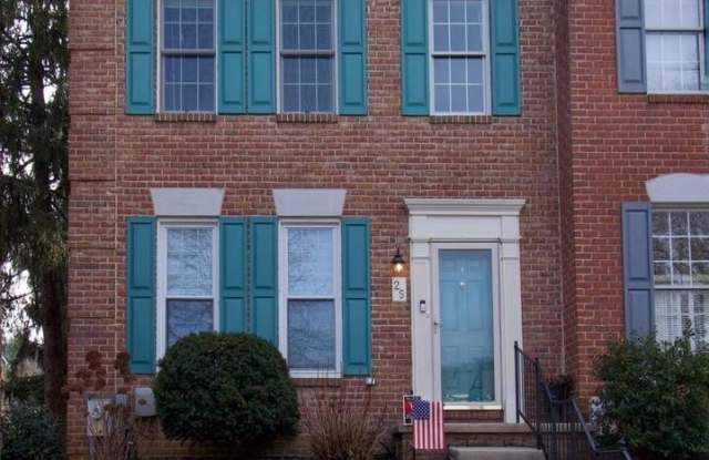 25 WHITE PINE CT - 25 White Pine Court, Cockeysville, MD 21030