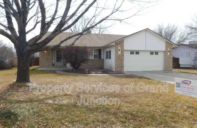 3057 Bookcliff Avenue photos photos