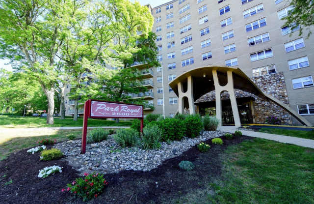 Park Royal photos photos