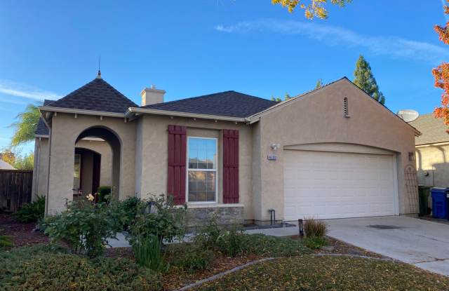 Great Turlock Location - 4127 Sunny Lane, Turlock, CA 95382