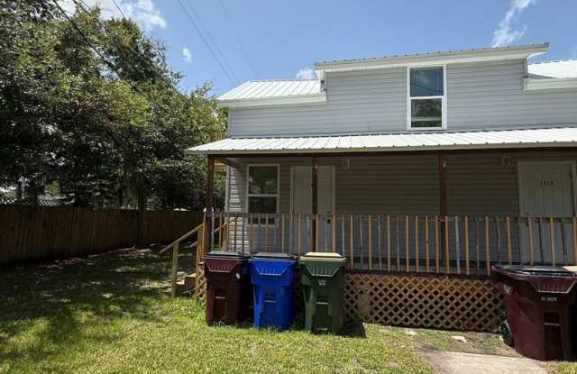 Renovated 2 bedroom, 2 bathroom duplex in Saint Cloud photos photos