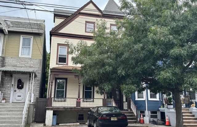 41 GARRISON AVE Gallery 1