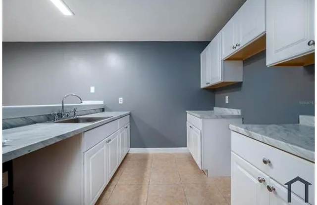 5385 ELM Court Gallery 3