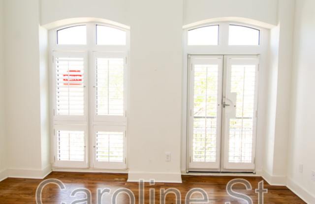 1245 Caroline St NE photos photos