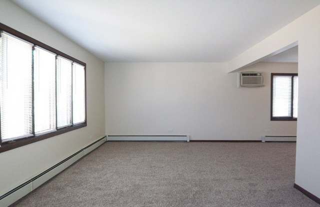 4381 Woodland Avenue Gallery 3