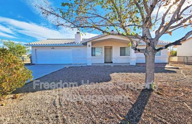 2341 Yakima Avenue photos photos