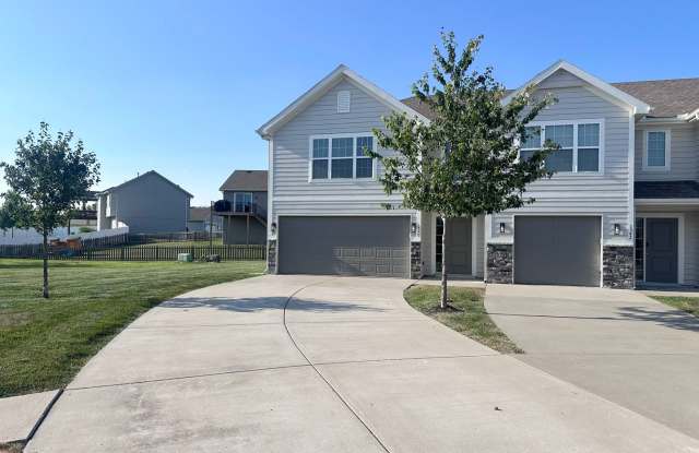 3 Bed | 2.5 Bath | 2 Car Garage Townhome in Grain Valley w/ Special photos photos