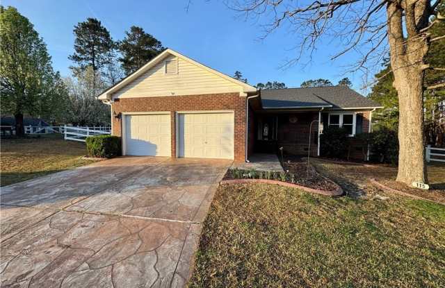 115 Zane Drive - 115 Zane Drive, Rockfish, NC 28376