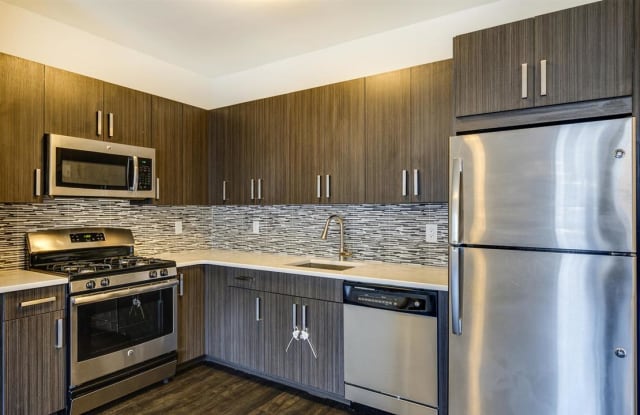510 45TH ST - 510 45th St, Union City, NJ 07087