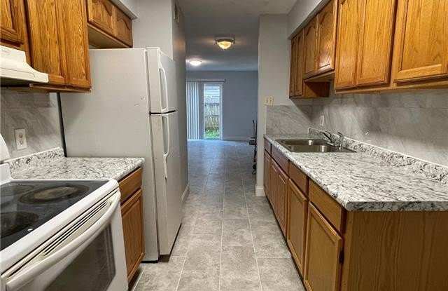 3636 DELAWARE Avenue photos photos