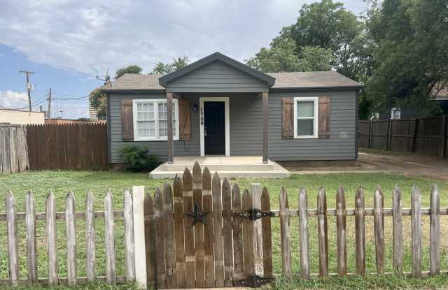 CONTRACT PENDING photos photos