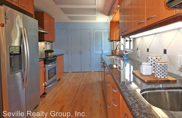 2305 Hartford Street Gallery 2