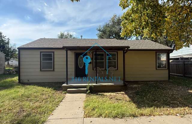 $1100 - 3 bedroom / 1 bathroom - Single Family Home Gallery 1