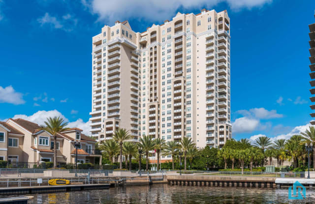 400 E BAY ST - 400 East Bay Street, Jacksonville, FL 32202
