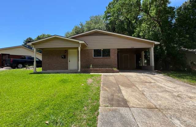 Cute 3 Bedroom Home photos photos