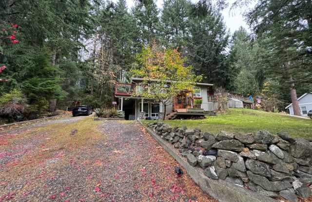 3 Bed / 2.5 Bath in Sudden Valley! Gallery 4