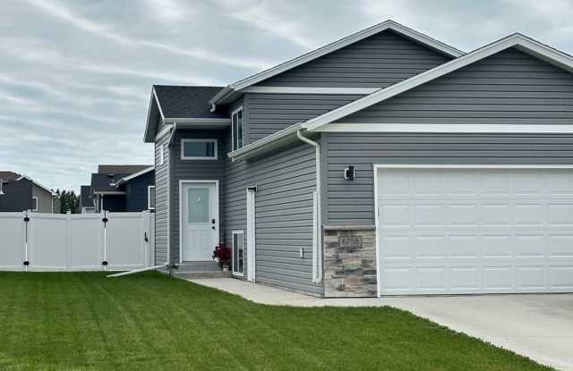 6758 70th Ave S photos photos