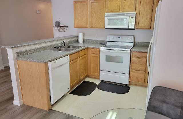 2801 Trailwood Pines Lane Gallery 2