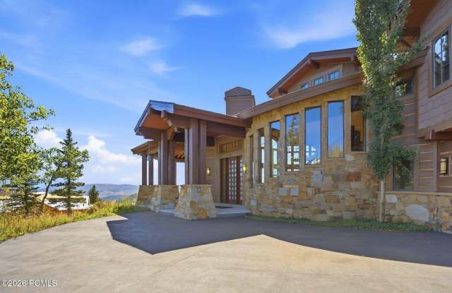 8425 N Sunrise Loop Gallery 2
