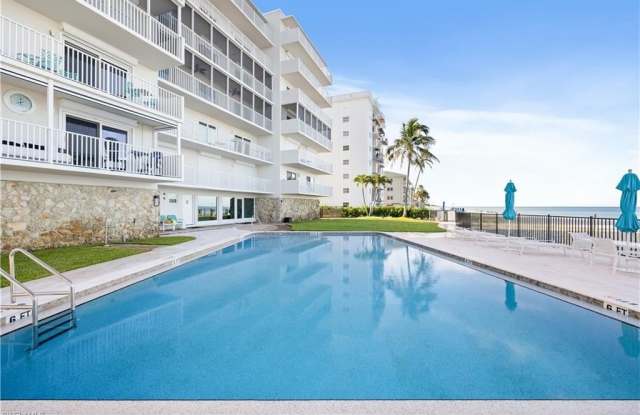1977 Gulf Shore Blvd N lot: 504 Gallery 1