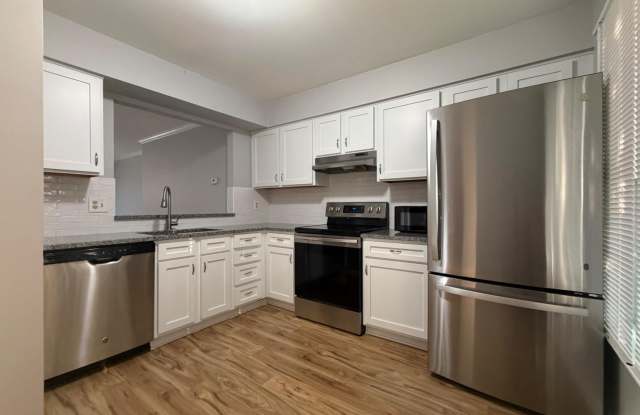 729 ACORN Court Gallery 4