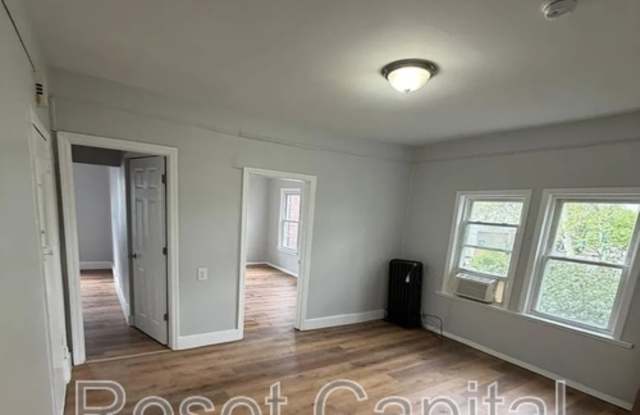 462 Elm Street Gallery 3
