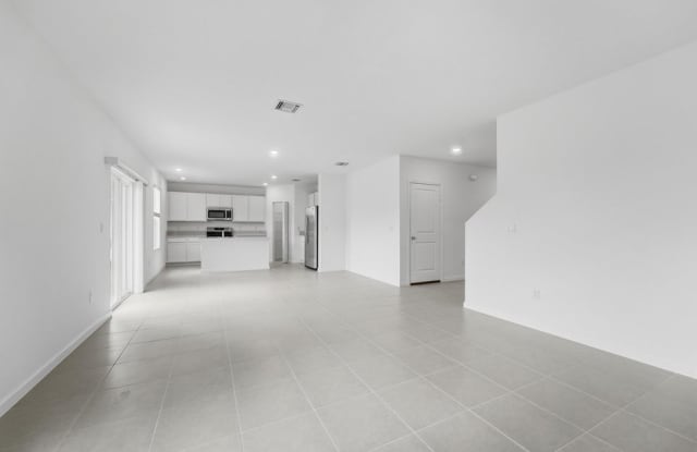 10485 Northwest Suncrest Loop Gallery 2