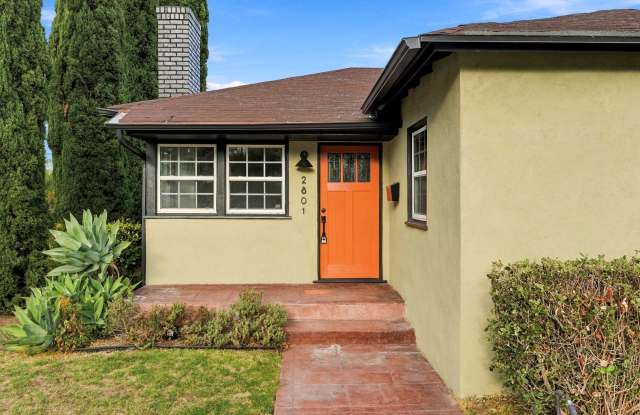 Burbank Hills 3BR Home | Corner Lot | Spacious Backyard & 2-Car Garage Gallery 1
