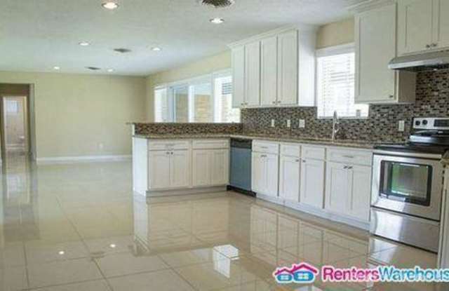 1109 Mainland Dr Gallery 3