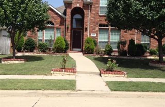 812 Hunters - 812 Hunters Gln, Murphy, TX 75094