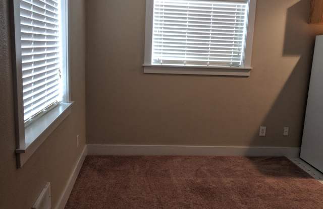 2 Big River Road - 1 Gallery 2