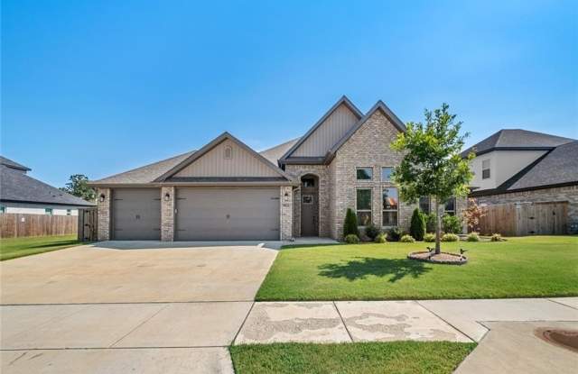 230 Bequette  LN - 230 Bequette Lane, Centerton, AR 72719