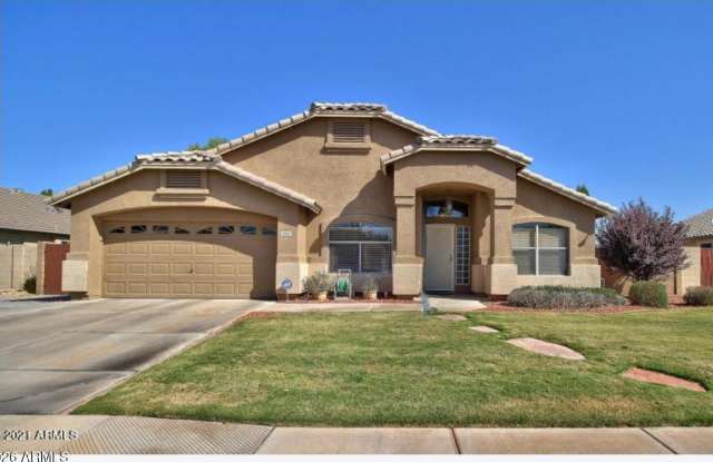 2432 E Nathan Way photos photos
