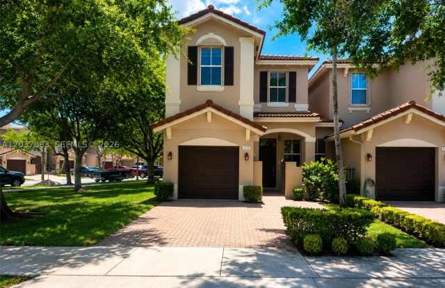 935 SW 154th Path photos photos