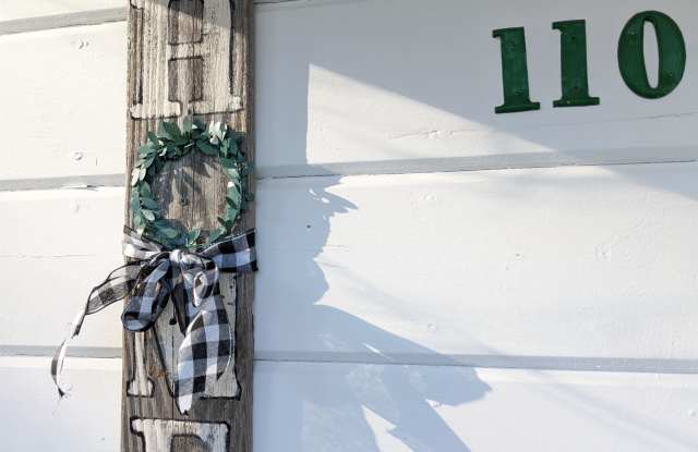110 6th Street Gallery 2