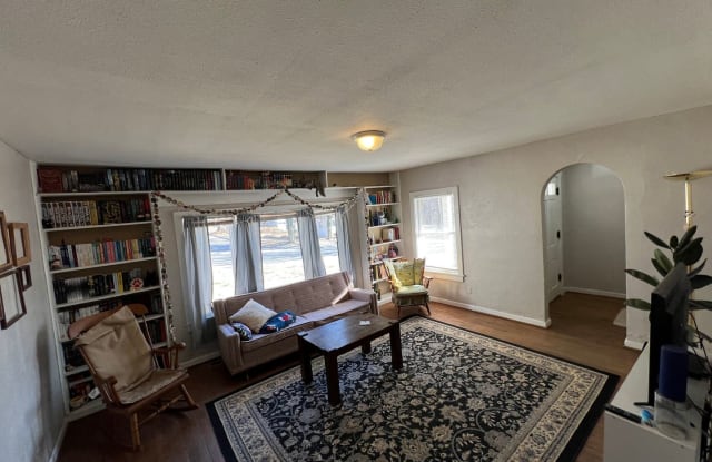 1315 N. 9th Street - 1315 North 9th Street, Manhattan, KS 66502