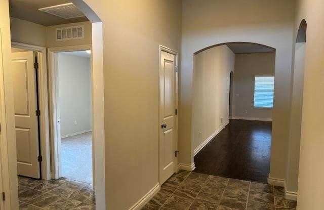 1007 Eaglerock Lane Gallery 4