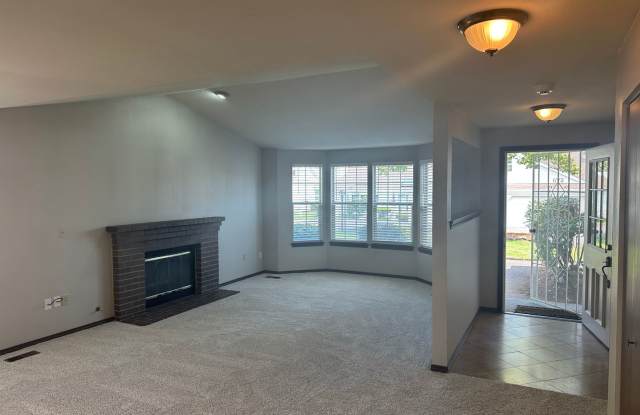 5710 N 21st St #10 Gallery 4