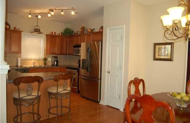 1333 ISLAND SHORE Gallery 4