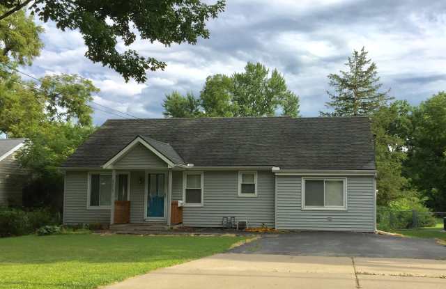 6315 W 74th St photos photos