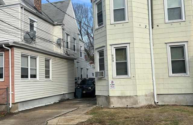 924 CARTERET Avenue unit: 3 photos photos