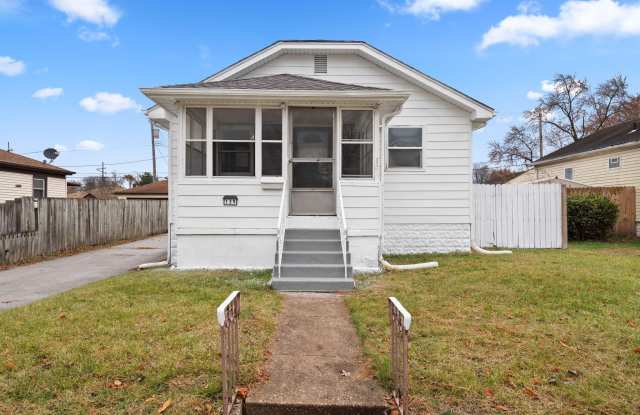 139 N Dwiggins Street - 139 North Dwiggins Street, Griffith, IN 46319