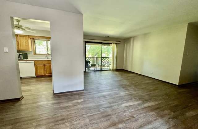 1737 Harrow Court Gallery 3