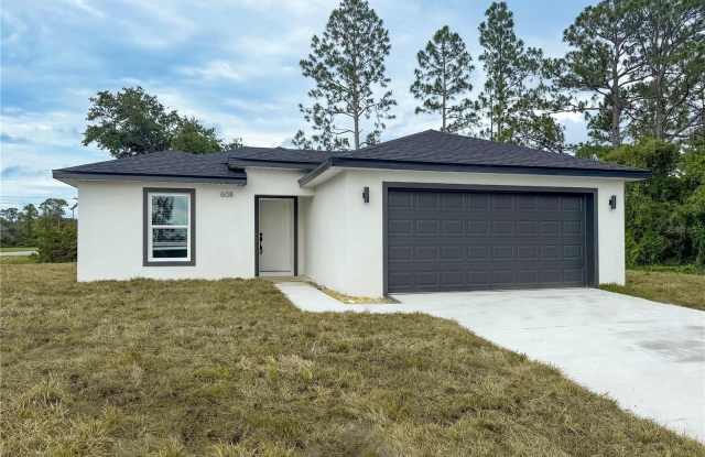 608 COUGAR BOULEVARD photos photos