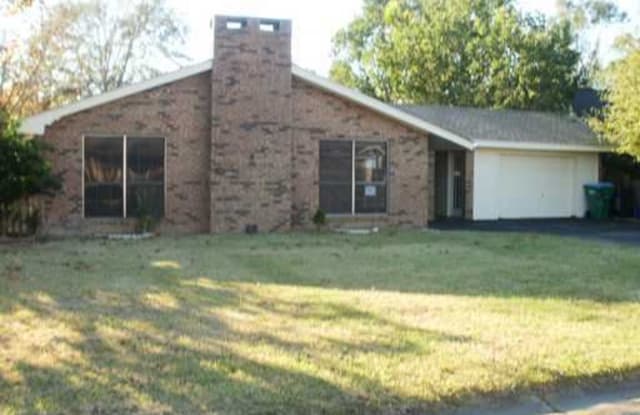 111 Whispering Pines Drive - 111 Whispering Pine Drive, Gulfport, MS 39503