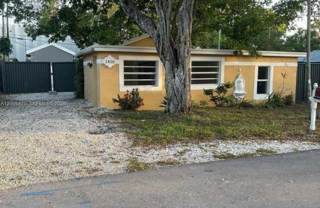 1416 SW 33rd Ct photos photos