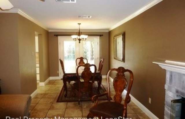 1705 Timberwood Drive Gallery 3