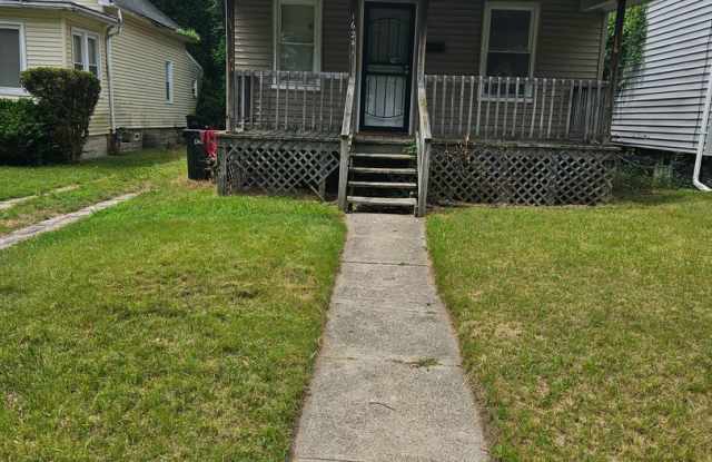 2 bedroom/ 1 bathroom Detroit's Westside Home photos photos
