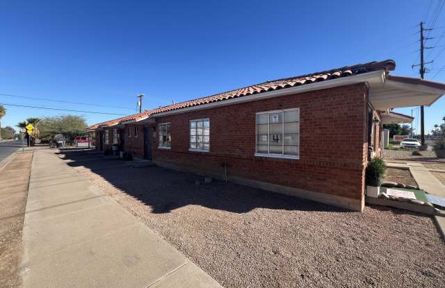 1626 W Mcdowell Road Gallery 2